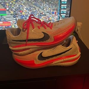 Nike gt cut 1s pink black n white size 8